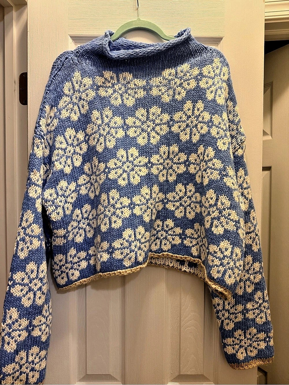 Free People Blueberry Combo Floral Knit Sweater Blue & Cream XL NWT